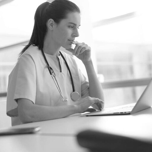 A Nurse Documenting using the GIQuIC Reporting Registry