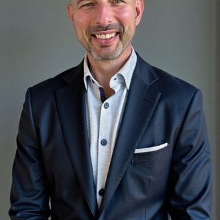 Dr. Lukasz Kowalczyk